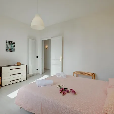 Апартаменты Serendipity Spiaggia E Porto Sole With Balcony And Parking - Happy Rentals