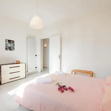 Апартаменты Serendipity Spiaggia E Porto Sole With Balcony And Parking - Happy Rentals